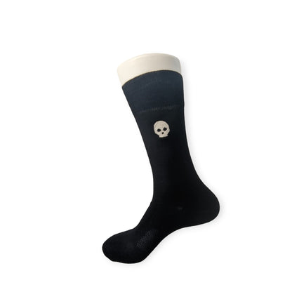 Personalisierte SOCKEN mit Totenkopf und Wunschtext bestickt